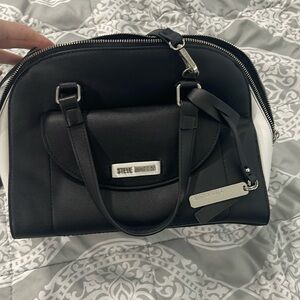 Pre-loved Steve Madden purse with removable straps